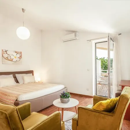 Apartment Nova Veruda