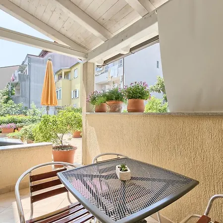 Apartment Nova Veruda